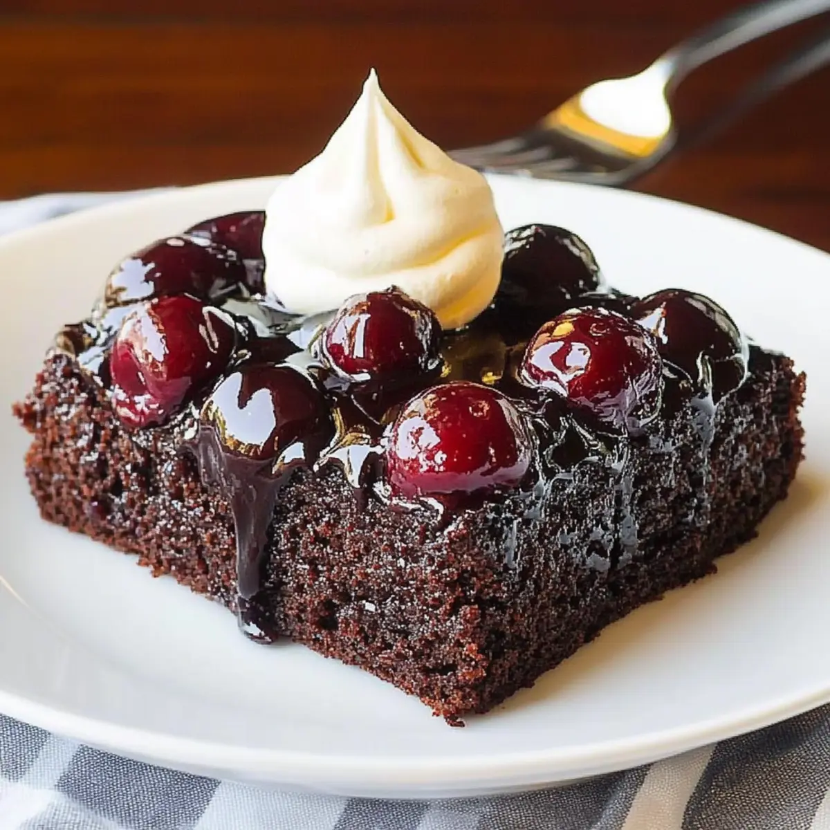 Chocolate Cherry Upside Down Cake tfu88q